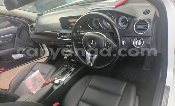 Acheter Occasion Voiture Mercedes‒Benz C–Class Blanc à Blantyre, Malawi Acheter Occasion Voiture Mercedes‒Benz C–Class Blanc à Blantyre, Malawi