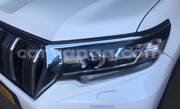 Acheter Occasion Voiture Toyota Land Cruiser Prado Blanc à Blantyre, Malawi Acheter Occasion Voiture Toyota Land Cruiser Prado Blanc à Blantyre, Malawi