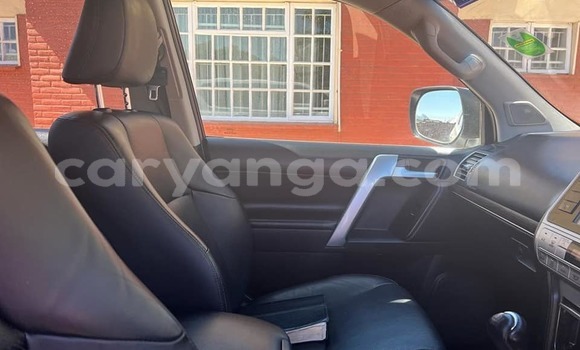 Acheter Occasion Voiture Toyota Land Cruiser Prado Blanc à Blantyre, Malawi Acheter Occasion Voiture Toyota Land Cruiser Prado Blanc à Blantyre, Malawi