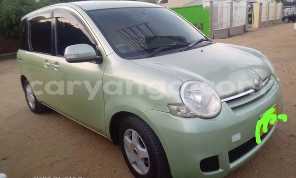 Nunua Ilio tumika Toyota Sienta Green Gari ndani ya Blantyre nchini Malawi Nunua Ilio tumika Toyota Sienta Green Gari ndani ya Blantyre nchini Malawi