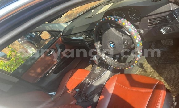 Nunua Ilio tumika BMW 3–Series Blue Gari ndani ya Blantyre nchini Malawi Nunua Ilio tumika BMW 3–Series Blue Gari ndani ya Blantyre nchini Malawi