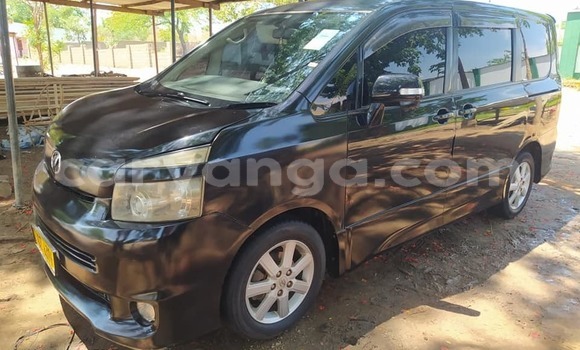 Nunua Ilio tumika Toyota Voxy Black Gari ndani ya Blantyre nchini Malawi Nunua Ilio tumika Toyota Voxy Black Gari ndani ya Blantyre nchini Malawi
