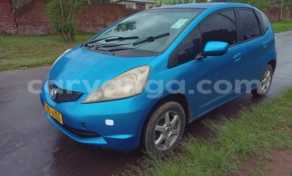 Nunua Ilio tumika Honda FIT Blue Gari ndani ya Blantyre nchini Malawi Nunua Ilio tumika Honda FIT Blue Gari ndani ya Blantyre nchini Malawi