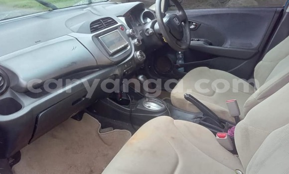 Nunua Ilio tumika Honda FIT Blue Gari ndani ya Blantyre nchini Malawi Nunua Ilio tumika Honda FIT Blue Gari ndani ya Blantyre nchini Malawi