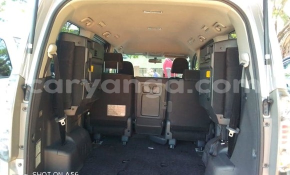 Nunua Ilio tumika Toyota Voxy Silver Gari ndani ya Blantyre nchini Malawi Nunua Ilio tumika Toyota Voxy Silver Gari ndani ya Blantyre nchini Malawi