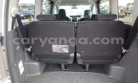 Nunua Ilio tumika Toyota Voxy Silver Gari ndani ya Blantyre nchini Malawi Nunua Ilio tumika Toyota Voxy Silver Gari ndani ya Blantyre nchini Malawi