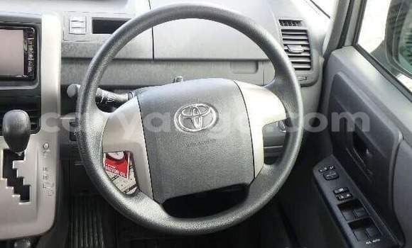 Nunua Ilio tumika Toyota Voxy Silver Gari ndani ya Blantyre nchini Malawi Nunua Ilio tumika Toyota Voxy Silver Gari ndani ya Blantyre nchini Malawi