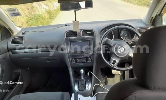 Nunua Ilio tumika Volkswagen Golf GTI White Gari ndani ya Blantyre nchini Malawi Nunua Ilio tumika Volkswagen Golf GTI White Gari ndani ya Blantyre nchini Malawi