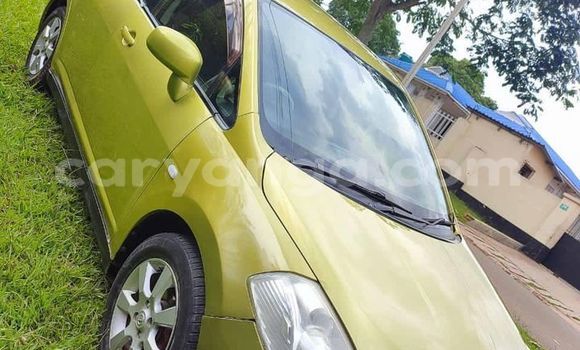 Acheter Occasion Voiture Nissan Tiida Vert à Blantyre, Malawi Acheter Occasion Voiture Nissan Tiida Vert à Blantyre, Malawi