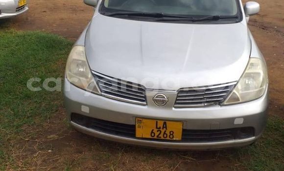 Acheter Occasion Voiture Nissan Tiida Gris à Blantyre, Malawi Acheter Occasion Voiture Nissan Tiida Gris à Blantyre, Malawi