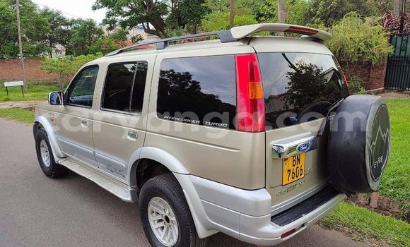 Acheter Occasion Voiture Ford Everest Marron à Blantyre, Malawi Acheter Occasion Voiture Ford Everest Marron à Blantyre, Malawi
