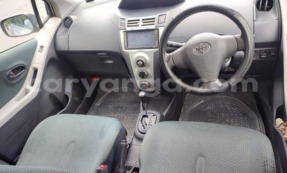 Acheter Occasion Voiture Toyota Vitz Gris à Blantyre, Malawi Acheter Occasion Voiture Toyota Vitz Gris à Blantyre, Malawi