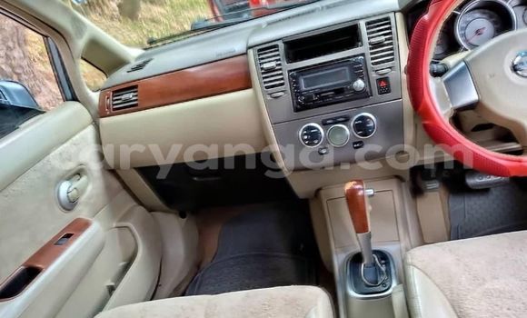 Acheter Occasion Voiture Nissan Tiida Bleu à Blantyre, Malawi Acheter Occasion Voiture Nissan Tiida Bleu à Blantyre, Malawi