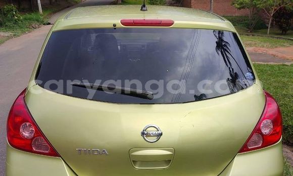 Acheter Occasion Voiture Nissan Tiida Vert à Blantyre, Malawi Acheter Occasion Voiture Nissan Tiida Vert à Blantyre, Malawi