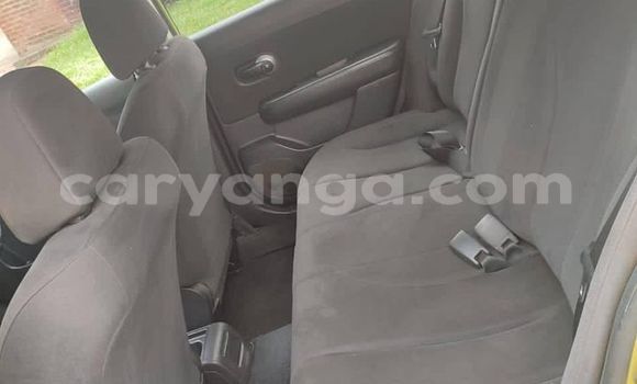 Acheter Occasion Voiture Nissan Tiida Vert à Blantyre, Malawi Acheter Occasion Voiture Nissan Tiida Vert à Blantyre, Malawi