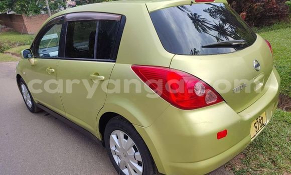 Acheter Occasion Voiture Nissan Tiida Vert à Blantyre, Malawi Acheter Occasion Voiture Nissan Tiida Vert à Blantyre, Malawi