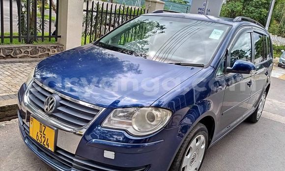 Acheter Occasion Voiture Volkswagen Touran Bleu à Blantyre, Malawi Acheter Occasion Voiture Volkswagen Touran Bleu à Blantyre, Malawi