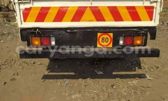 Acheter Occasion Voiture Toyota Dyna Blanc à Blantyre, Malawi Acheter Occasion Voiture Toyota Dyna Blanc à Blantyre, Malawi