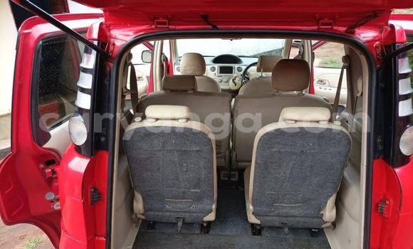 Acheter Occasion Voiture Toyota Sienta Rouge à Blantyre, Malawi Acheter Occasion Voiture Toyota Sienta Rouge à Blantyre, Malawi