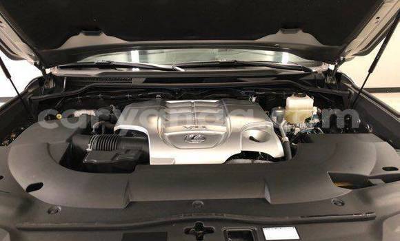 Buy Used Lexus LX 570 Brown Car in Chiradzulu in Chiradzulu Buy Used Lexus LX 570 Brown Car in Chiradzulu in Chiradzulu