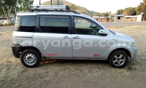 Buy Used Toyota Sienta Silver Car in Lilongwe in Malawi Buy Used Toyota Sienta Silver Car in Lilongwe in Malawi