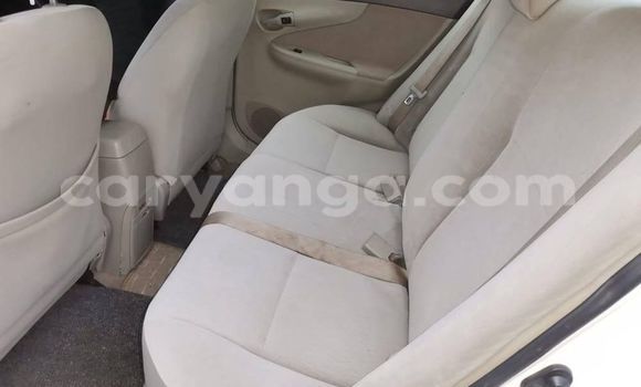 Buy Used Toyota Axio White Car in Dowa in Dowa Buy Used Toyota Axio White Car in Dowa in Dowa