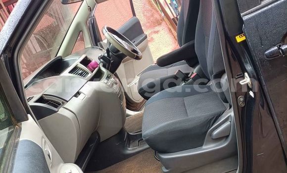 Nunua Ilio tumika Toyota Voxy Blue Gari ndani ya Mangochi nchini Malawi Nunua Ilio tumika Toyota Voxy Blue Gari ndani ya Mangochi nchini Malawi