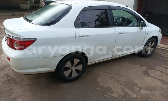 Buy Used Honda Fit Aria White Car in Blantyre in Malawi Buy Used Honda Fit Aria White Car in Blantyre in Malawi