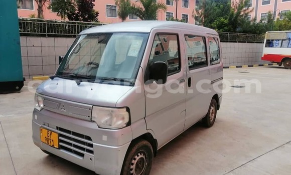 Acheter Occasion Voiture Mitsubishi Minicab Gris à Blantyre, Malawi