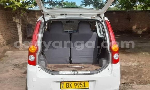 Buy Used Daihatsu Mira White Car in Blantyre in Malawi Buy Used Daihatsu Mira White Car in Blantyre in Malawi