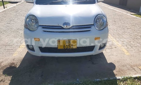Buy Used Toyota Sienta White Car in Blantyre in Malawi Buy Used Toyota Sienta White Car in Blantyre in Malawi