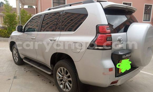 Buy Used Toyota Land Cruiser Silver Car in Blantyre in Malawi Buy Used Toyota Land Cruiser Silver Car in Blantyre in Malawi