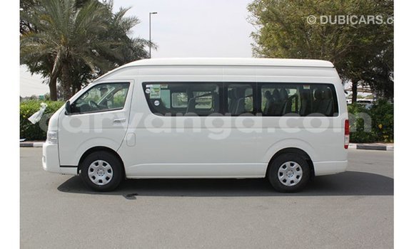 Buy Import Toyota Hiace White Car in Import - Dubai in Malawi Buy Import Toyota Hiace White Car in Import - Dubai in Malawi