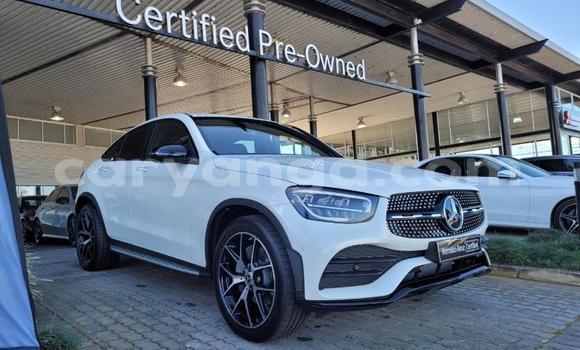 Nunua Ilio tumika Mercedes-Benz GLC 250D White Gari ndani ya Blantyre nchini Malawi Nunua Ilio tumika Mercedes-Benz GLC 250D White Gari ndani ya Blantyre nchini Malawi