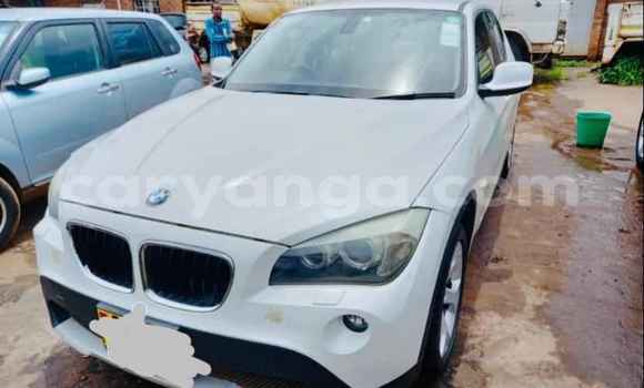 Acheter Occasion Voiture BMW X1 Blanc à Lilongwe, Malawi Acheter Occasion Voiture BMW X1 Blanc à Lilongwe, Malawi