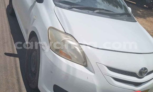 Acheter Occasion Voiture Toyota Belta Blanc à Blantyre, Malawi Acheter Occasion Voiture Toyota Belta Blanc à Blantyre, Malawi