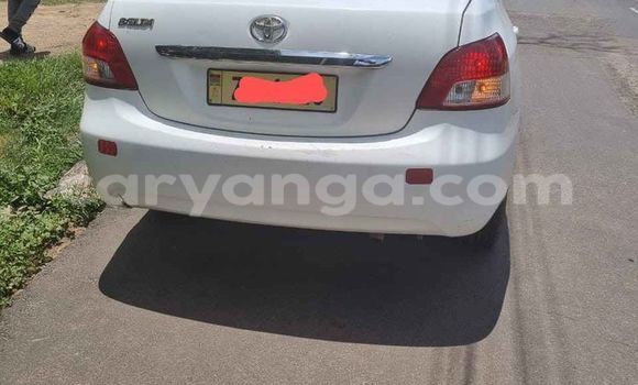 Acheter Occasion Voiture Toyota Belta Blanc à Blantyre, Malawi Acheter Occasion Voiture Toyota Belta Blanc à Blantyre, Malawi