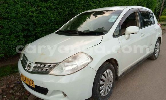 Nunua Ilio tumika Nissan Tiida White Gari ndani ya Blantyre nchini Malawi Nunua Ilio tumika Nissan Tiida White Gari ndani ya Blantyre nchini Malawi