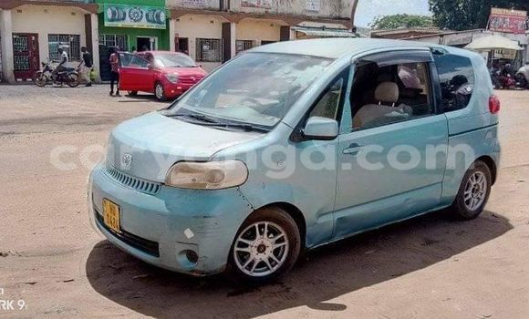 Buy Used Toyota Porte Blue Car in Lilongwe in Malawi Buy Used Toyota Porte Blue Car in Lilongwe in Malawi