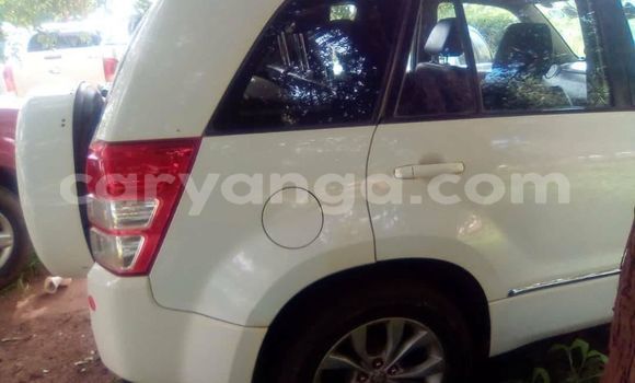 Nunua Ilio tumika Suzuki Vitara White Gari ndani ya Lilongwe nchini Malawi Nunua Ilio tumika Suzuki Vitara White Gari ndani ya Lilongwe nchini Malawi