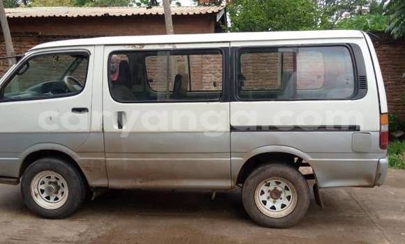 Buy Used Toyota Hiace White Car in Blantyre in Malawi Buy Used Toyota Hiace White Car in Blantyre in Malawi