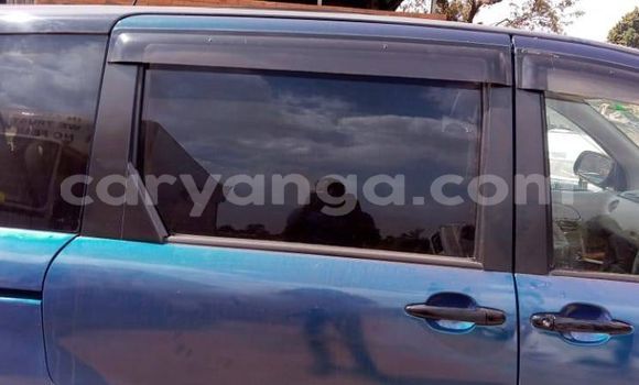 Buy Used Toyota Sienta Blue Car in Blantyre in Malawi Buy Used Toyota Sienta Blue Car in Blantyre in Malawi