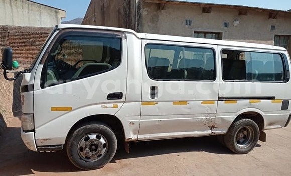 Acheter Occasion Voiture Toyota Dyna Blanc à Blantyre, Malawi Acheter Occasion Voiture Toyota Dyna Blanc à Blantyre, Malawi