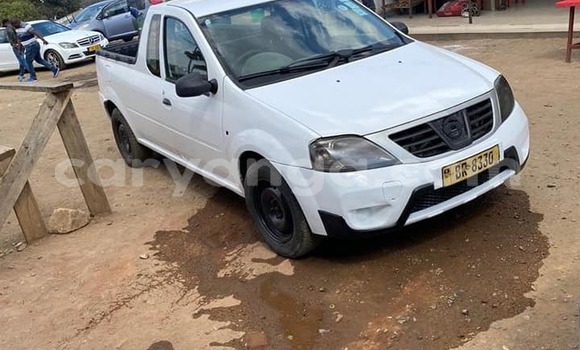 Acheter Occasion Voiture Nissan NP 300 Blanc à Blantyre, Malawi Acheter Occasion Voiture Nissan NP 300 Blanc à Blantyre, Malawi