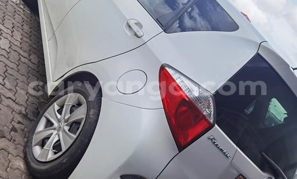 Acheter Occasion Voiture Toyota Ractis Blanc à Blantyre, Malawi Acheter Occasion Voiture Toyota Ractis Blanc à Blantyre, Malawi