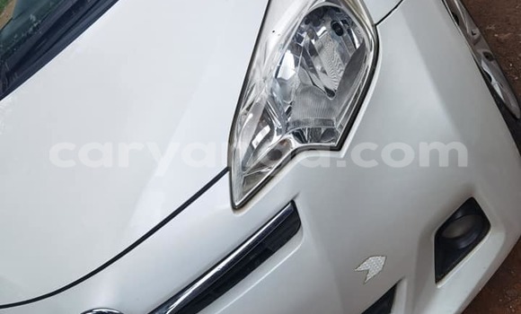 Acheter Occasion Voiture Toyota Ractis Blanc à Blantyre, Malawi Acheter Occasion Voiture Toyota Ractis Blanc à Blantyre, Malawi