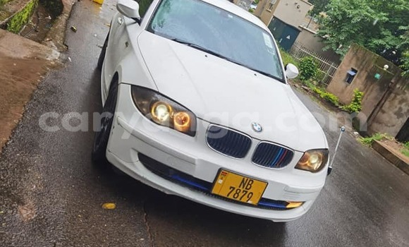 Acheter Occasion Voiture BMW 1-Series Blanc à Blantyre, Malawi Acheter Occasion Voiture BMW 1-Series Blanc à Blantyre, Malawi