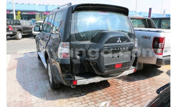 Buy Import Mitsubishi Pajero Black Car in Import - Dubai in Malawi Buy Import Mitsubishi Pajero Black Car in Import - Dubai in Malawi