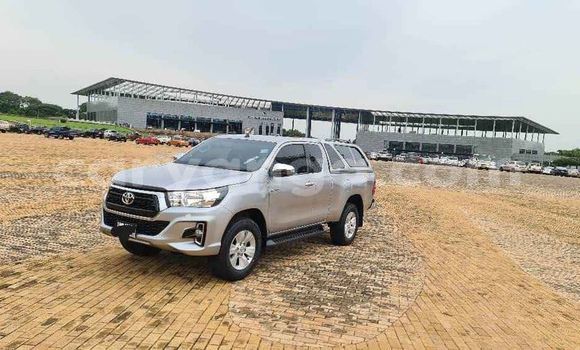 Nunua Ilio tumika Toyota Hilux Silver Gari ndani ya Blantyre nchini Malawi Nunua Ilio tumika Toyota Hilux Silver Gari ndani ya Blantyre nchini Malawi