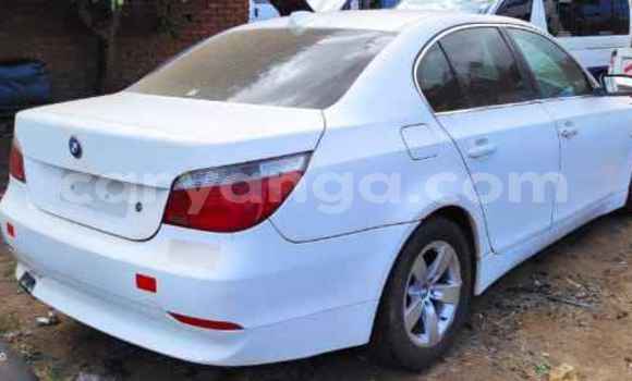 Nunua Ilio tumika BMW 5–Series White Gari ndani ya Blantyre nchini Malawi Nunua Ilio tumika BMW 5–Series White Gari ndani ya Blantyre nchini Malawi